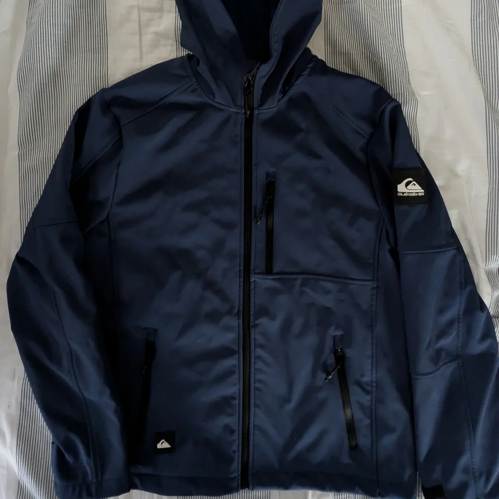 Quiksilver Men's Deep Blue‎ Performance Jacket